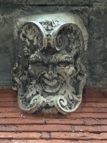 Mascaron boulevard de Strasbourg - Toulouse 31000