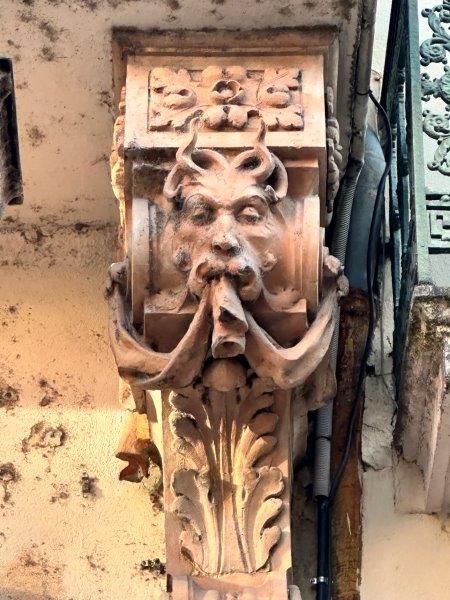 Mascaron Place de la Trinité - Toulouse 31000