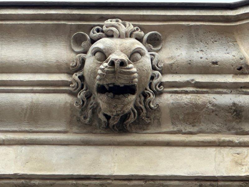 Mascaron hôtel de Bagis, ou de Clary ou Daguin, rue de la Dalbade, Toulouse