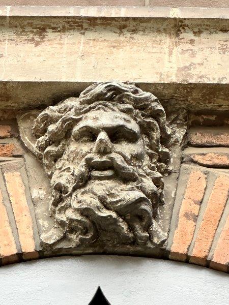 Mascaron rue Ninau - Toulouse 31