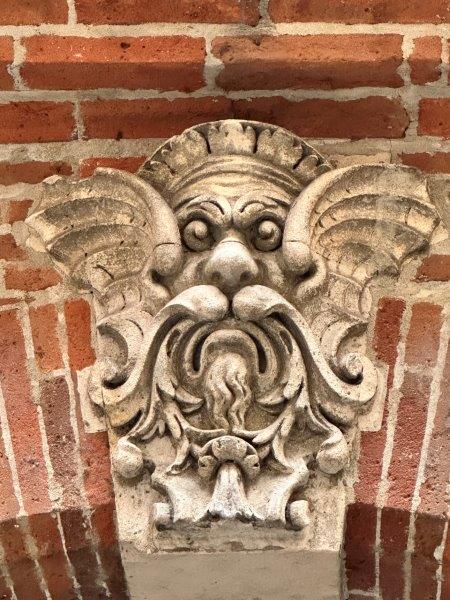 Mascaron rue des Polinaires - 31000 Tolosa