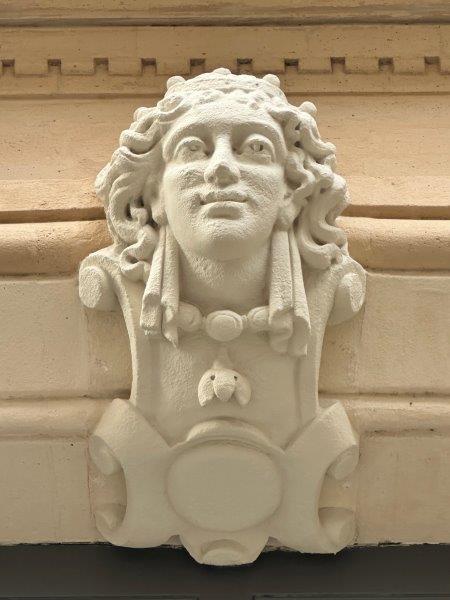 Mascaron visage rue Franc Toulouse